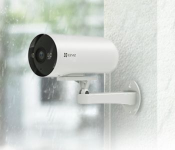 EZVIZ H5 2K Smart PoE Security Camera Durable IP67-rated enclosure